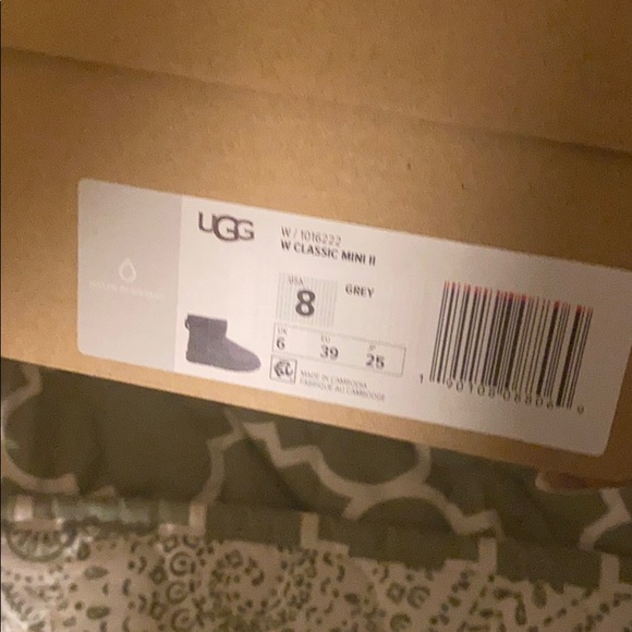 Brand new mini uggs - Picture 3 of 5